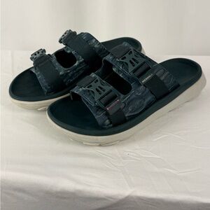 Merrell Women’s Blue Camo Sport Sandals Size 8
